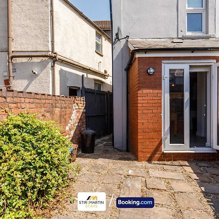 Comfy 3Bed House By Stirkmartin Stays Short Lets & Serviced Accommodation Cardiff With Free Parking & 8Mins To City Centre Zewnętrze zdjęcie